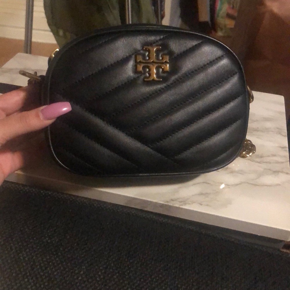 Tory Burch Kira Chevron Small Camera Bag